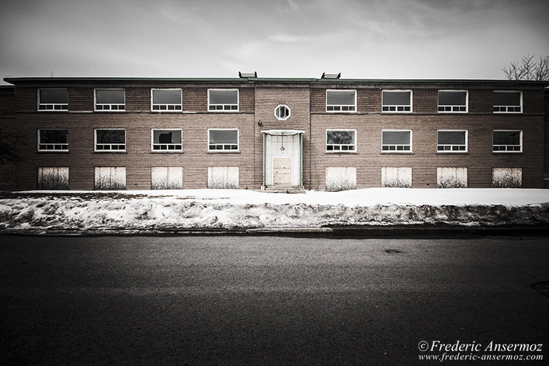 [:en]Abandoned office buildings, urbex in Quebec[:frBâtiments et bureaux abandonnés, urbex au Québec