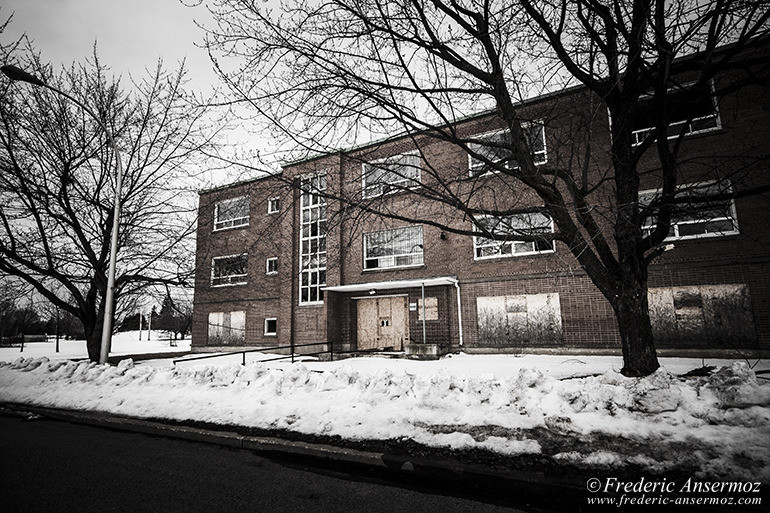 [:en]Abandoned office buildings, urbex in Quebec[:frBâtiments et bureaux abandonnés, urbex au Québec