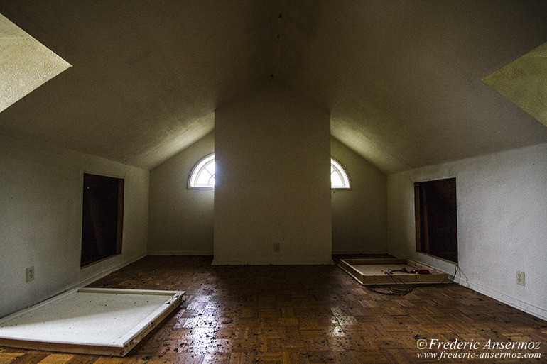 Abandoned mansion qc 07 Abandoned mansion qc 07