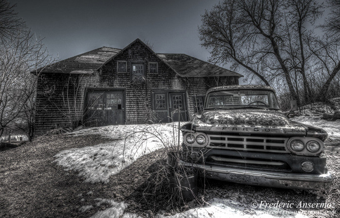 Abandoned fargo truck 002