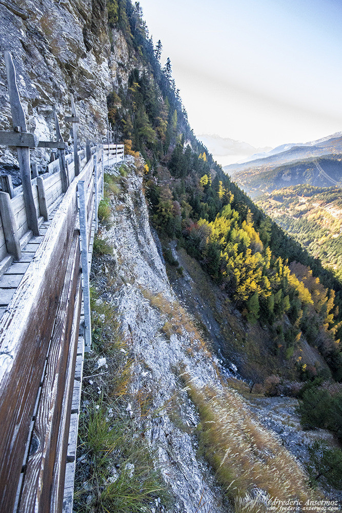 Bisse du Torrent Neuf (Bisse de Savièse), Valais, Suisse