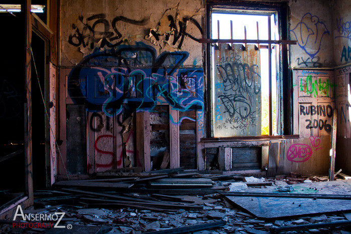 Urban exploration in the Canadian Malting Plant, abandoned factory in Montreal