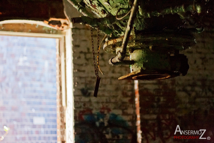 Exploration urbaine de la Canada Malting, usine abandonnée à Montréal