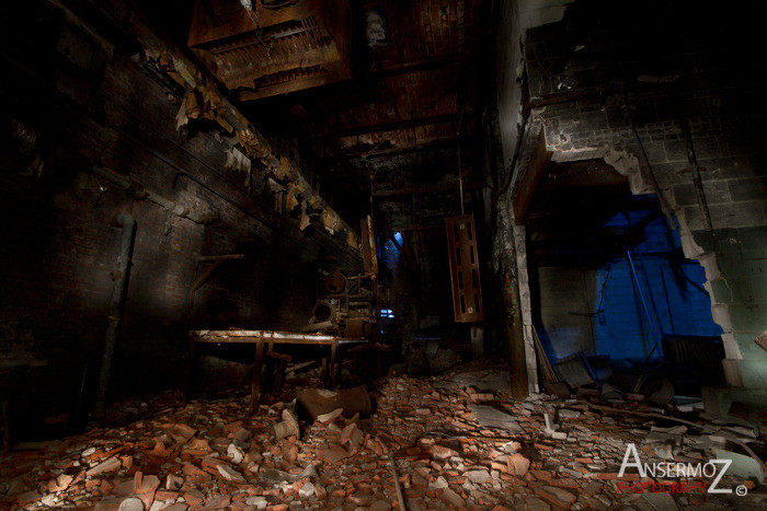 Exploration urbaine de la Canada Malting, usine abandonnée à Montréal