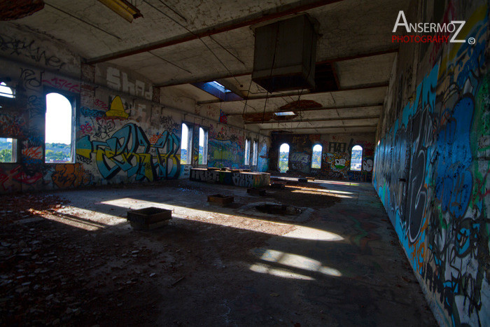 Exploration urbaine de la Canada Malting, usine abandonnée à Montréal