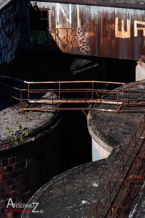 Urban exploration in the Canadian Malting Plant, abandoned factory in Montreal