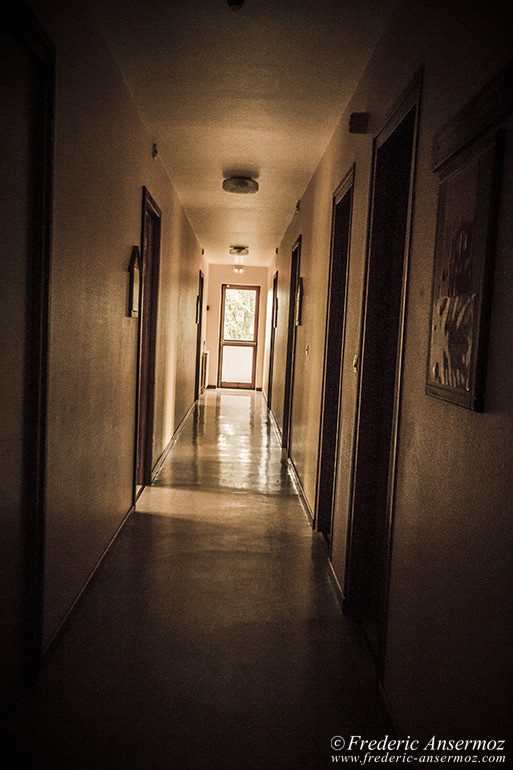 Colonie vacances abandonnée, couloir Colonie vacances abandonnée, couloir