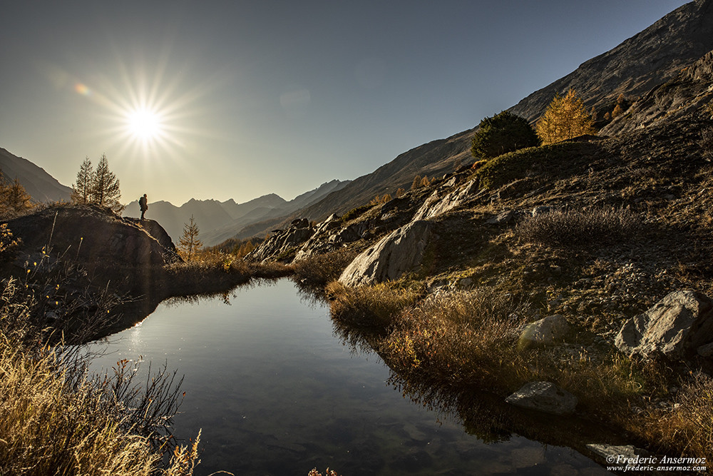 Hiking in Valais to watch the autumn colors