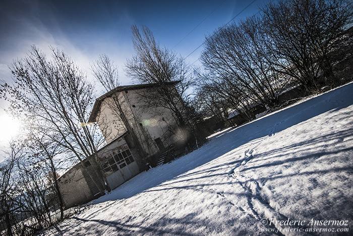 Ferme abandonnée en Suisse