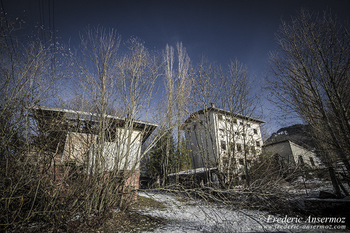 Ferme abandonnée en Suisse