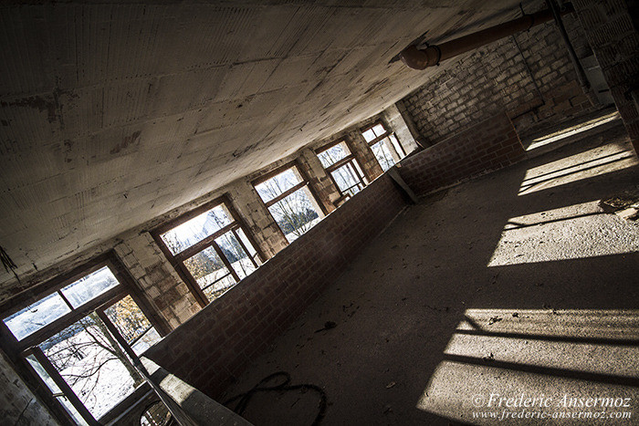 Ferme abandonnée en Suisse