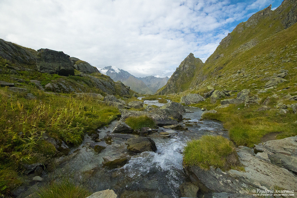 Val de Bagnes, ruisseau de montagne