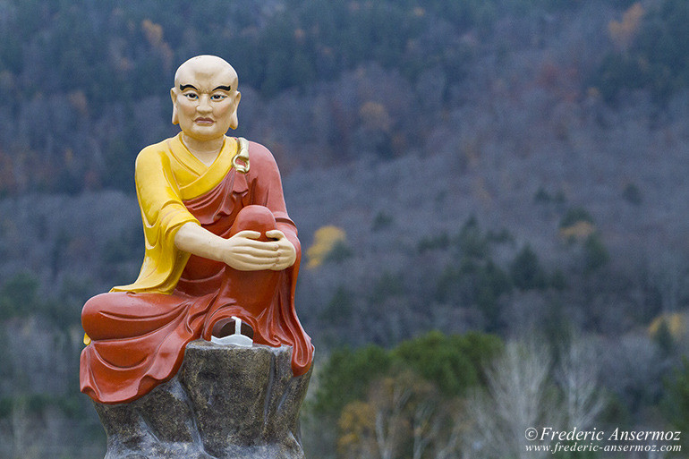 Buddhist temple 32 Buddhist temple 32