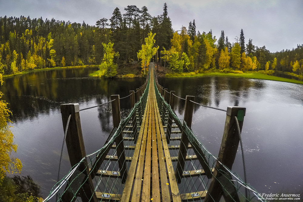 Harrisuvanto bridge, Oulanka, Kuusamo, Finland Harrisuvanto bridge, Oulanka, Kuusamo, Finland
