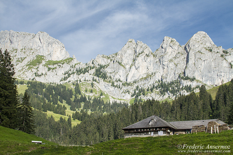 Hiking switzerland 04