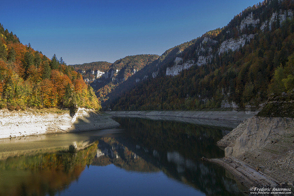 Lac de Moron, Doubs, Suisse