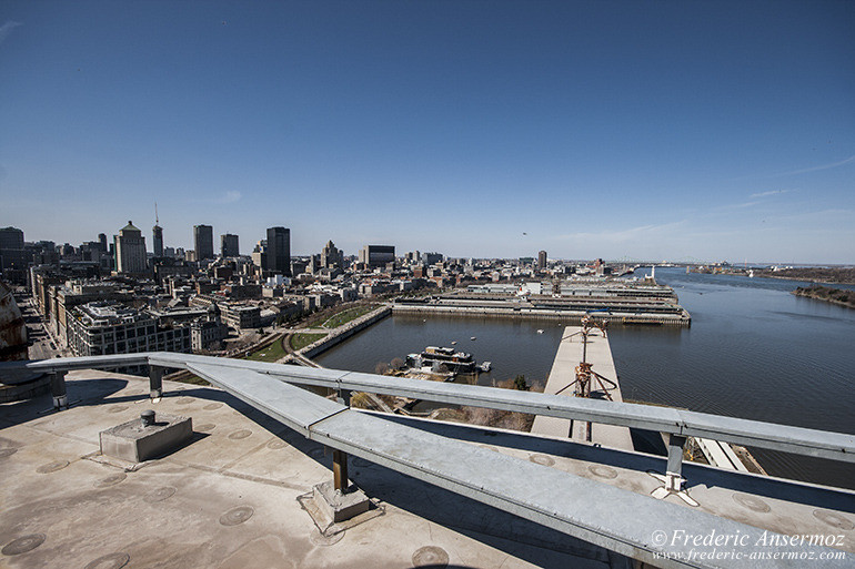 Vieux Port de Montréal vu du toit du silo 5