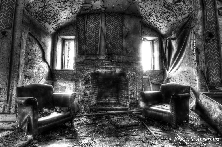 Abandoned mansion hdr