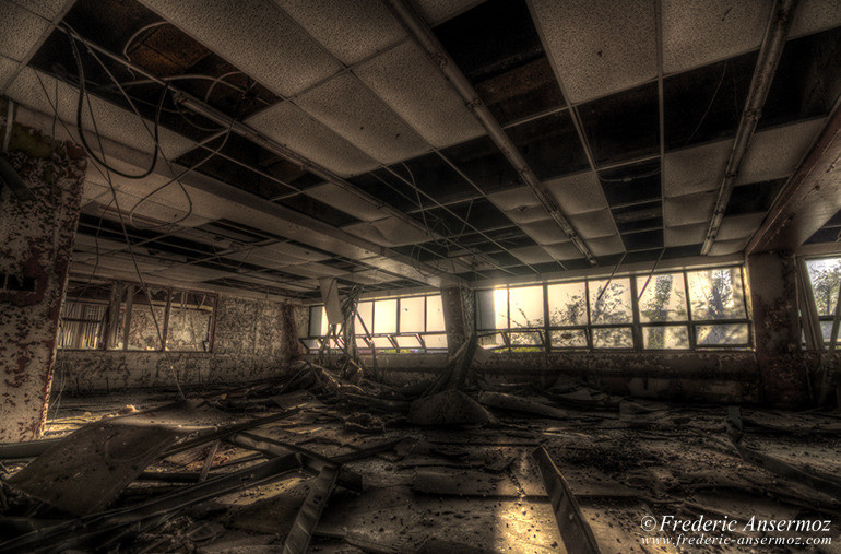 Abandoned office hdr