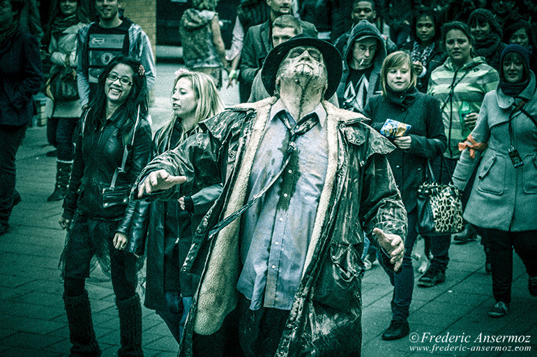 Zombie walk montreal 19